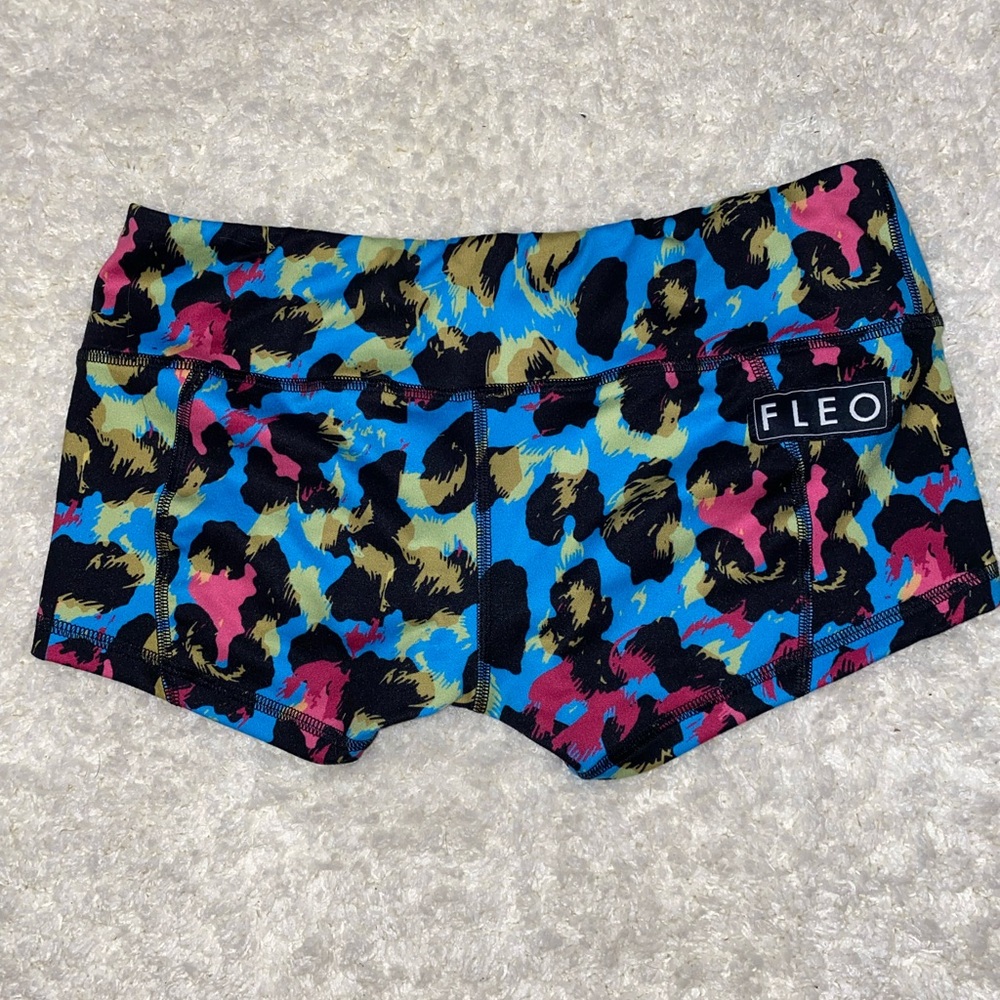 FLEO Low rise contour Neon Leopard